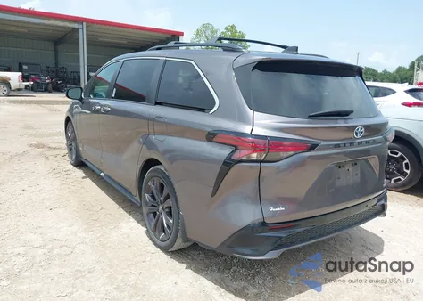 2021 Toyota Sienna Xse z USA, uszkodzony, nr VIN 5TDDRKEC7MS035725